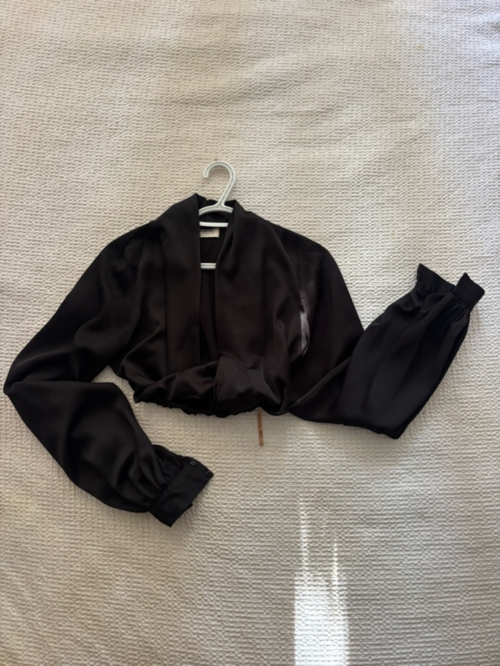 House of CB Laraine Black Cropped silk Blouse size XS